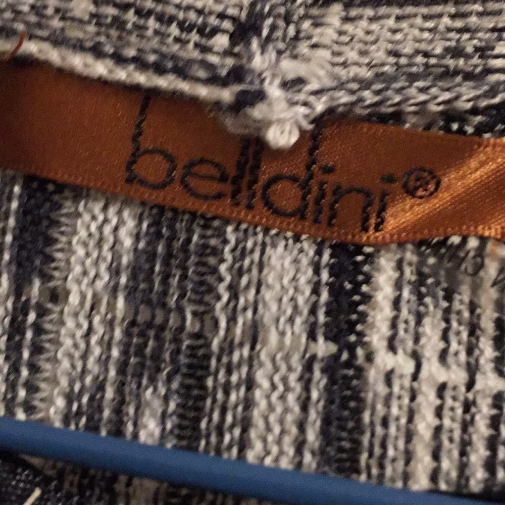 EUC BELLDINI cardigan - Picture 2 of 4